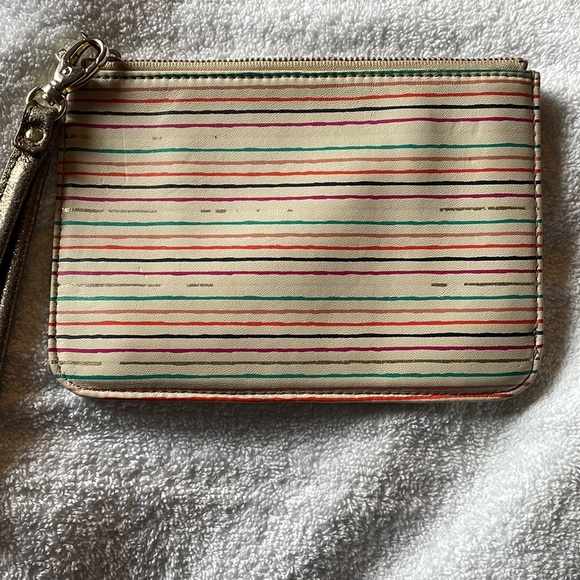 EUC distressed look Fossil wristlet - Picture 5 of 5